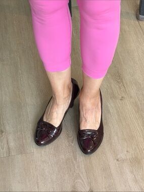 A Pair of Sofft Patent Leather with bow in Deep Burgundy in Size 7 1/2, 2” Heels
